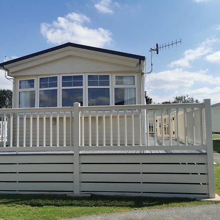 Tranquil 6 Berth Luxury Holiday Home Chichester Zewnętrze zdjęcie