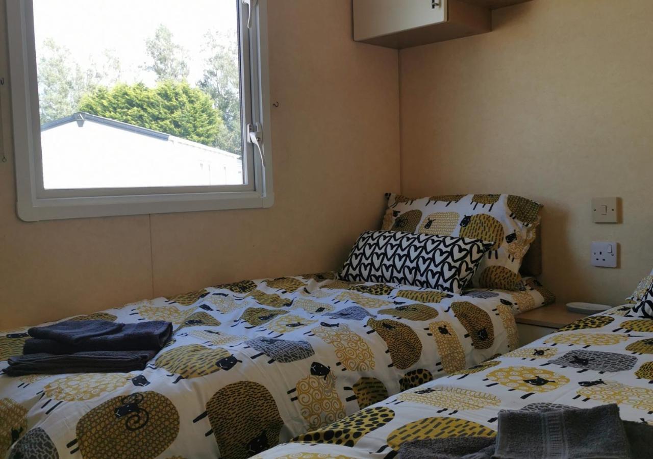 Tranquil 6 Berth Luxury Holiday Home Chichester Zewnętrze zdjęcie